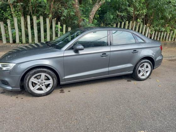 AUDI A3 1.4 TFSI SEDAN AMBIENTE 16V FLEX 4P TIPTRONIC AUDI A3 1.4 TFSI SEDAN AMBIENTE 16V FLEX 4P TIPTRONIC